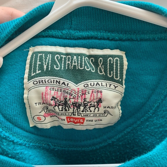 Vintage Levi’s Cropped Teal Crew Neck - Picture 8 of 8